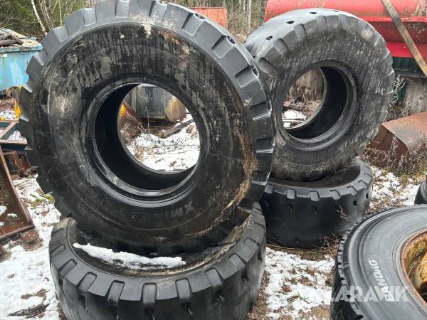 Entreprenaddäck Michelin 20.5R25 4st