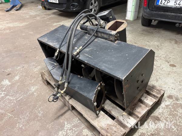 Snöslunga Kova L 1121 HB till redskapsbärare