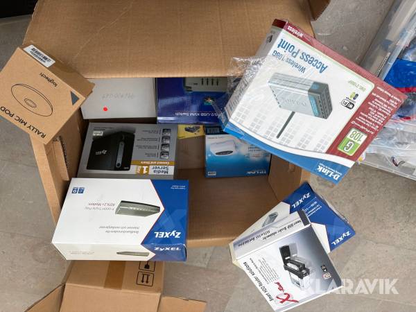 Nätverks- och datortillbehör, blandat parti