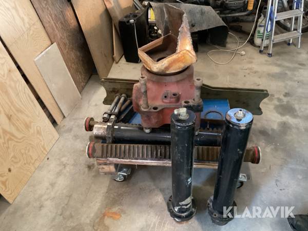 Kranfot och krandelar Hiab