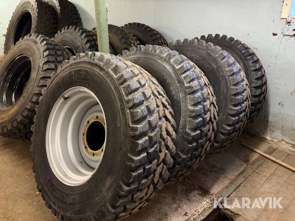 Däck och fälg Nokian 460/65R24 TRI 2 4st