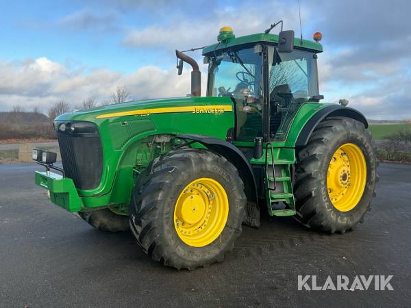 Traktor John Deere 8420