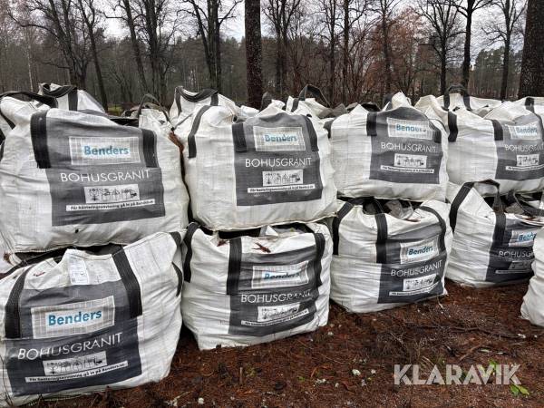 Smågatsten/ Gatsten Benders 9/11 rustik granit ca 50m2 ca 10 ton