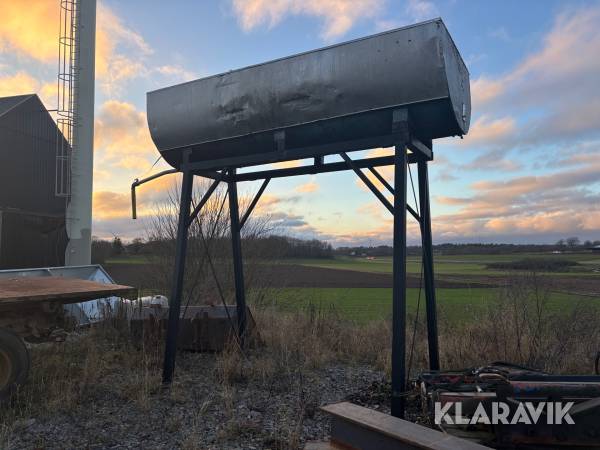 Vattentank för påfyllning av växtskyddsspruta - 3,5 kubik