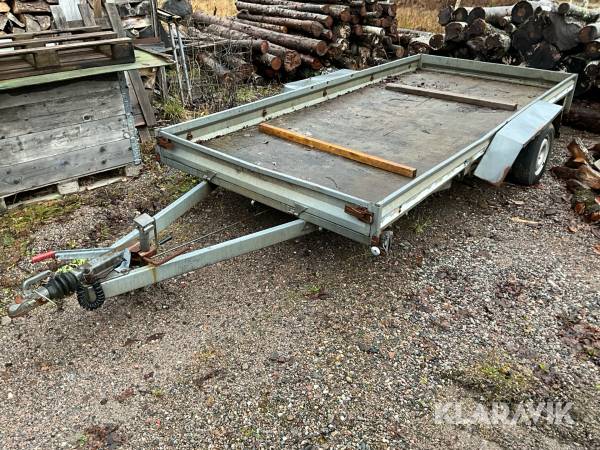 Personbilssläp Thule YZ2000