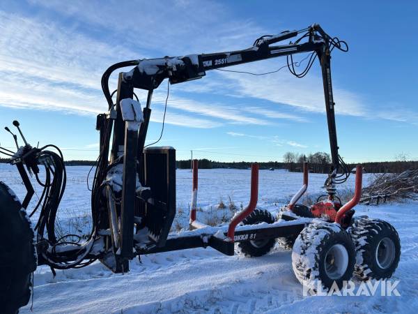 Skogsvagn Nokka MV 81 med kran