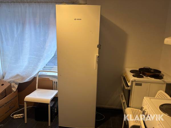 Kylskåp, frys, spis, tvättmaskiner